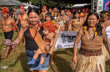 Mulheres Munduruku no Acampamento Terra Livre 2026 | FOTO: @kamikiakisedje / APIB